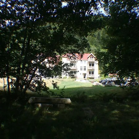 Du Chateau Lublin Apartment *